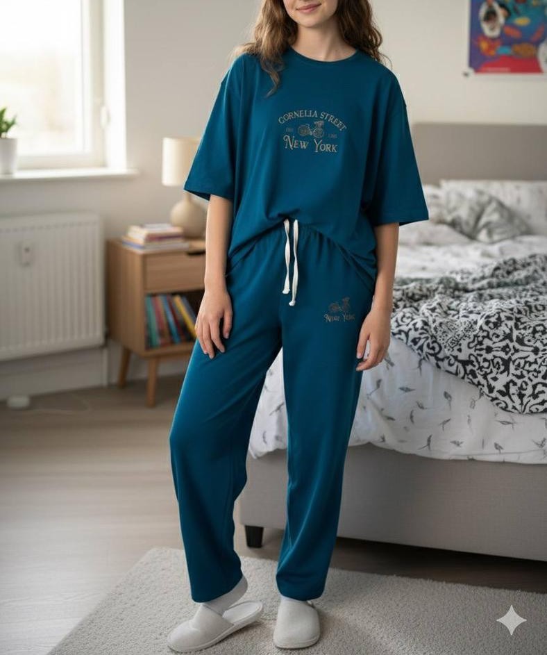 ست تیشرت لانگ و شلوار بگ گلدوزی زنانه  طرح NEW YORK