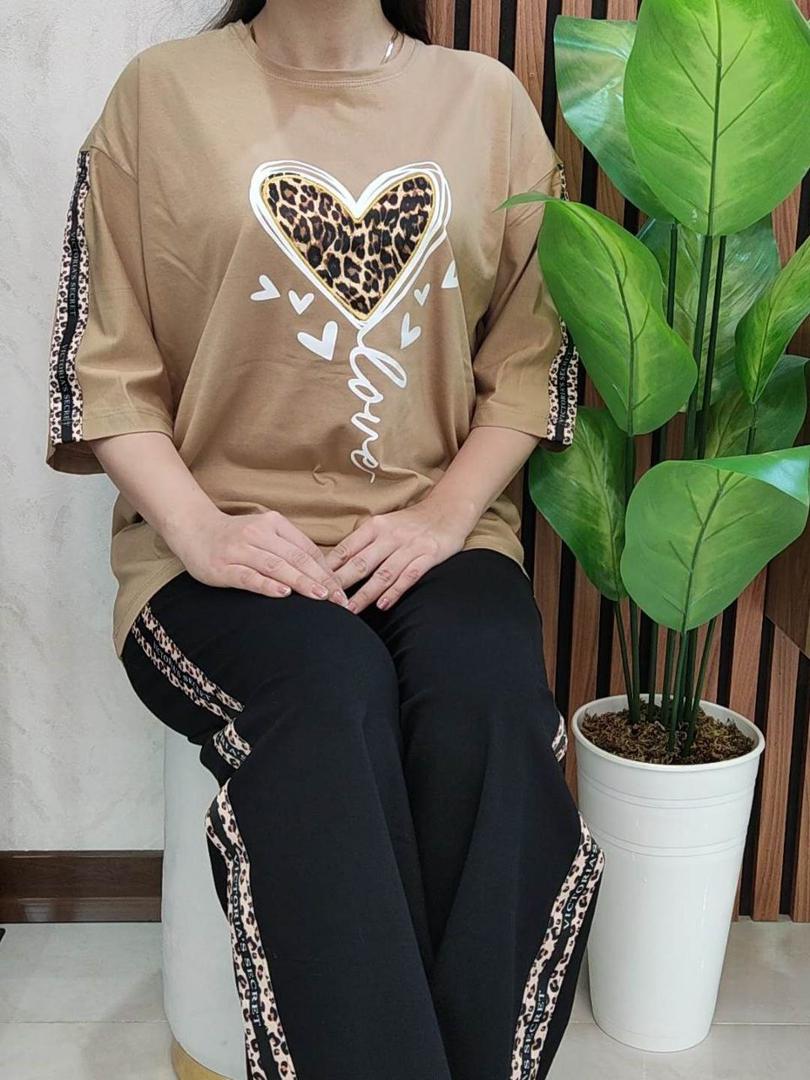 ست تیشرت آستین سه‌ربع و شلوار بگ زنانه طرح  قلب - پارچه سوپر گلکسی ترک - فری سایز ۴۰ تا ۵۰ - ۸ رنگ کپی کپی