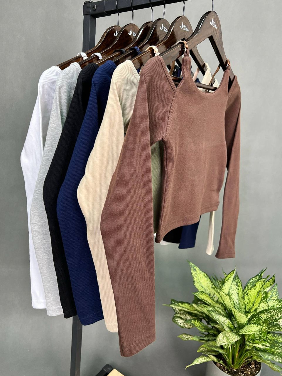 کراپ تاپ بند سوتیئنی زنانه