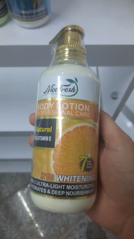 لوسیون بدن نایس فرش پرتقال K10 روشن‌کننده و مرطوب‌کننده پوست حاوی ویتامین E