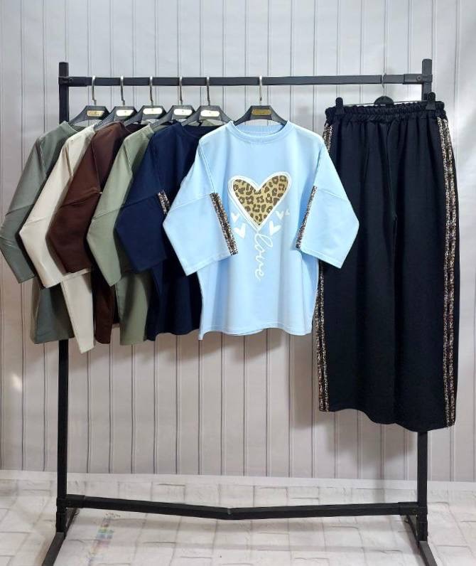 ست تیشرت و شلوار آستین سه ربع قلبی  زنانه