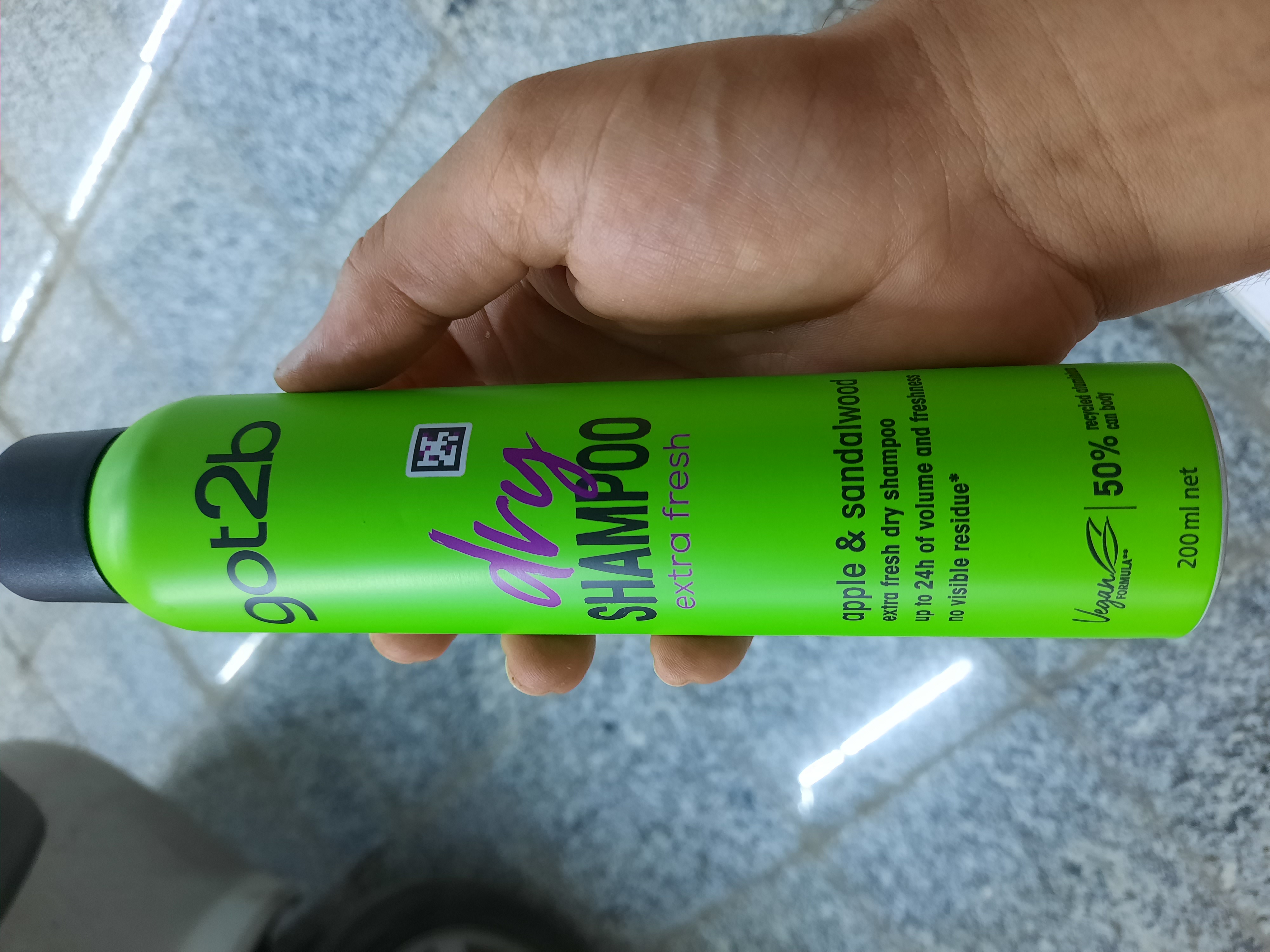 خرید شامپو خشک Got2b Extra Fresh سیب و چوب صندل 200ml | رفع چربی مو بدون آب