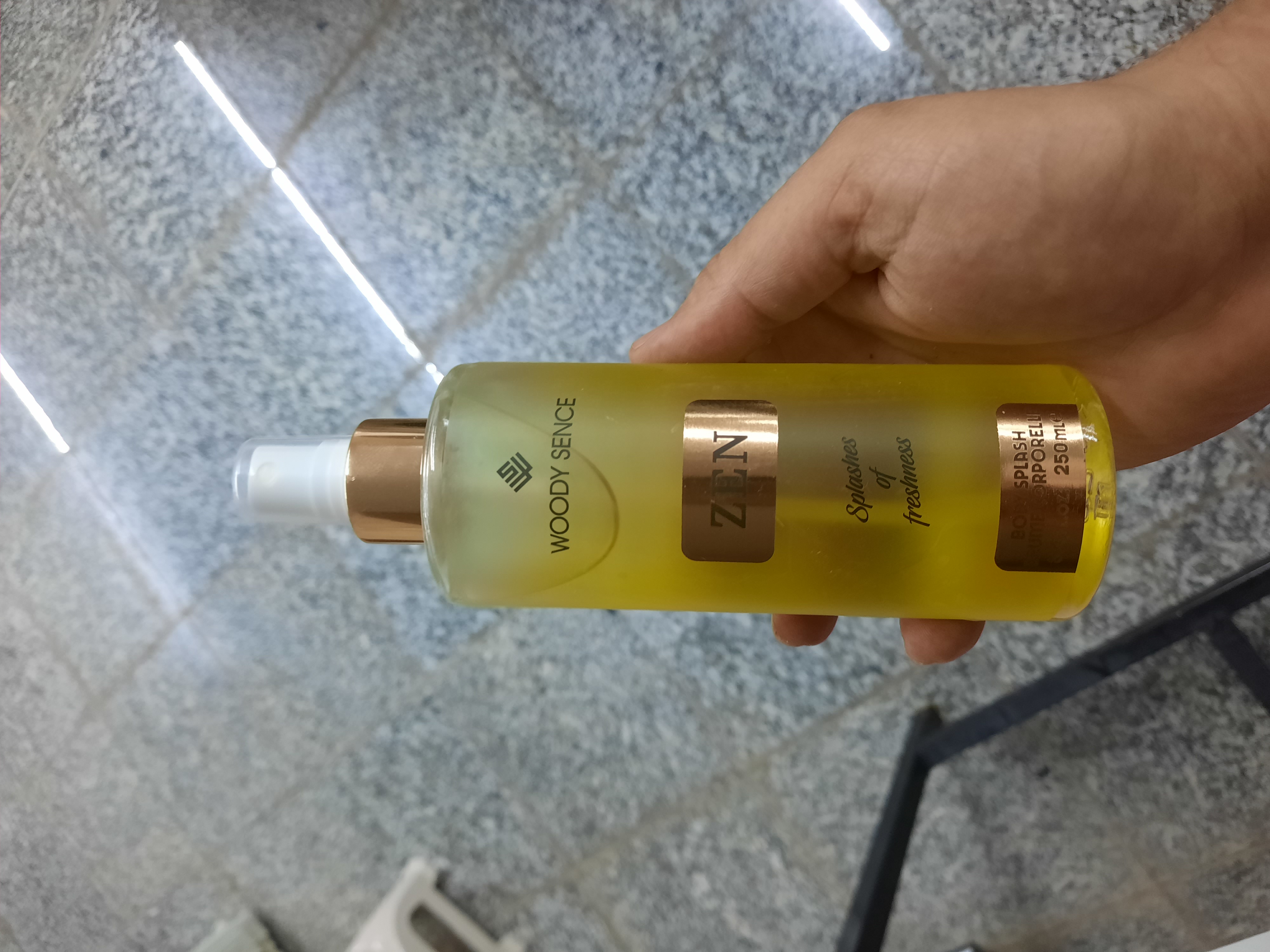 بادی اسپلش Woody Sence مدل ZEN حجم 250ml با رایحه خنک و تازه